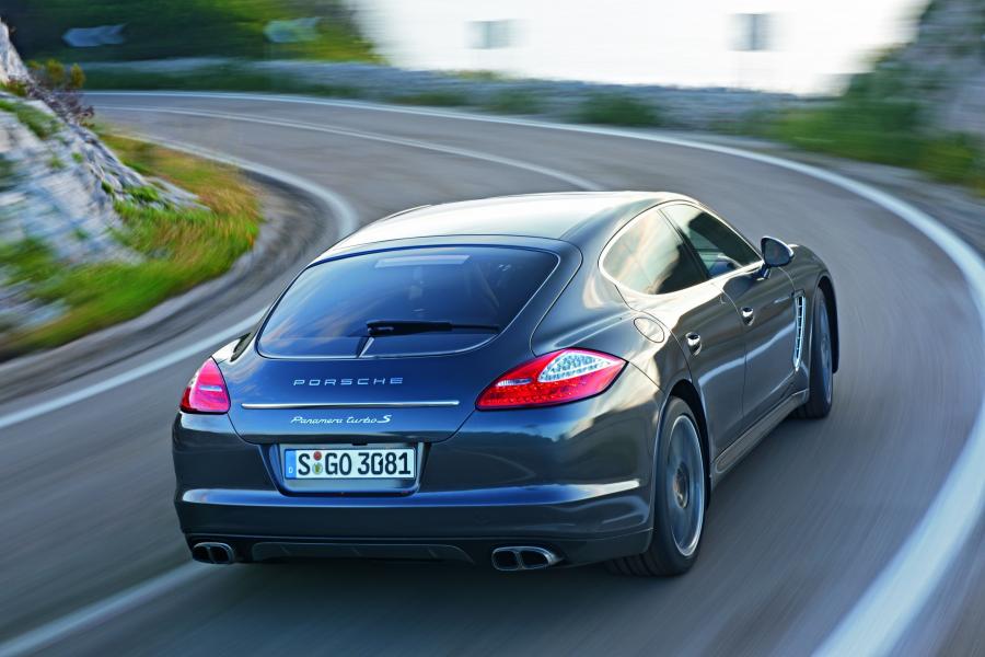  Porsche Panamera Turbo S 2011 года  (фото 25 из 51)
